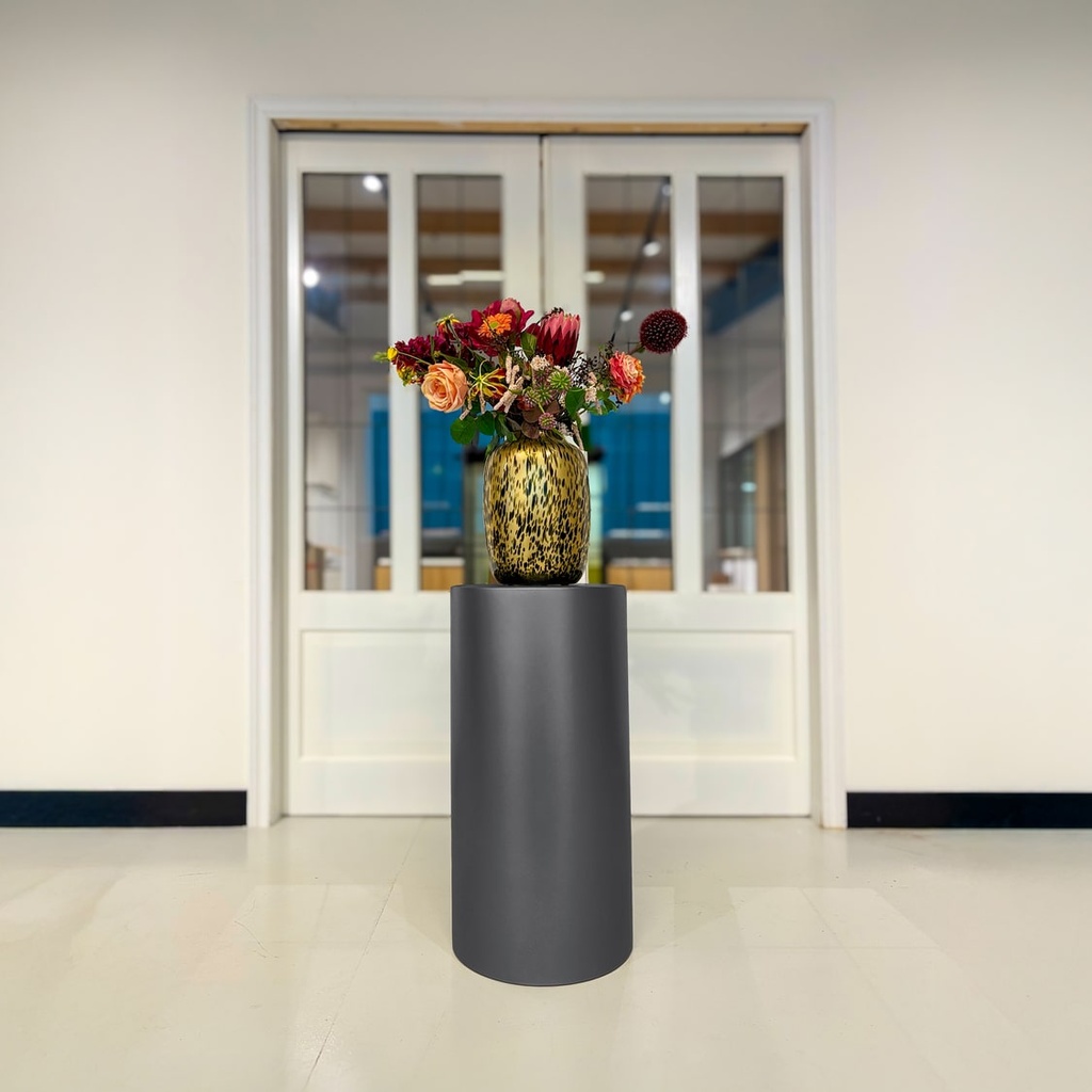 Metaal Gelakte Zuil Rond Dark Steel